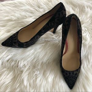 Johnston & Murphy Black Floral Heels